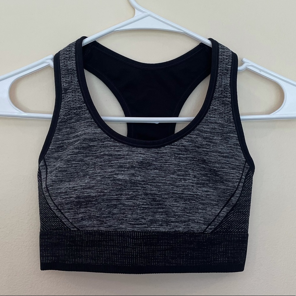 Sports bra